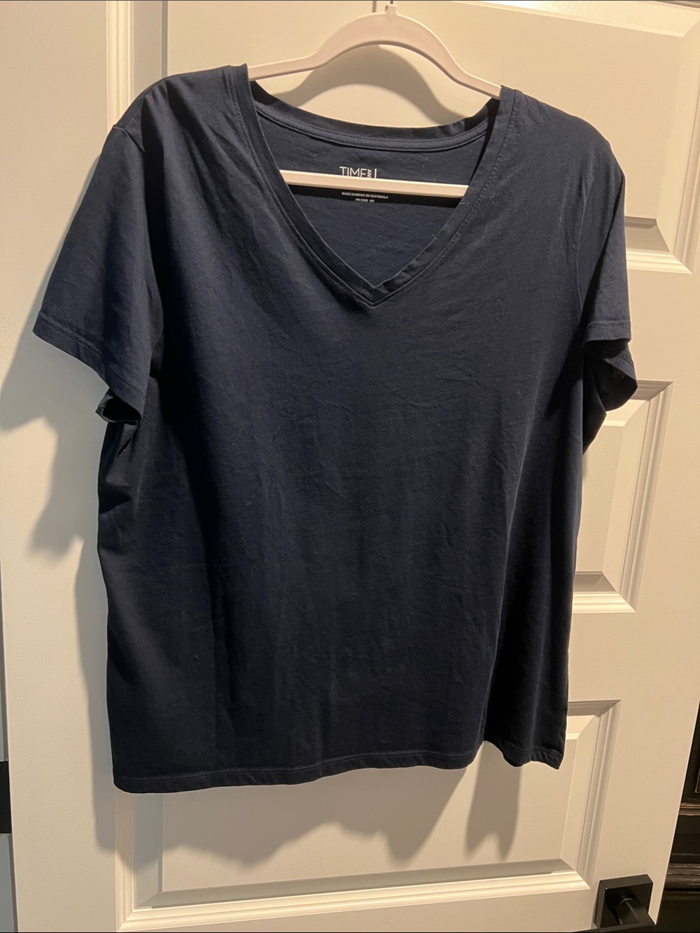 Time and Tru Women's Navy V-Neck Short Sleeve Tee